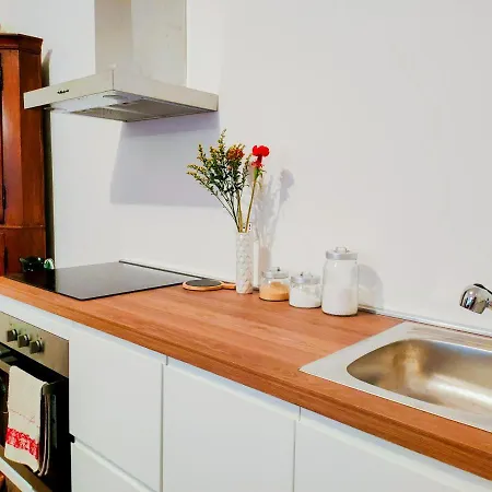 Casa Francesca Zona Gemelli شقة